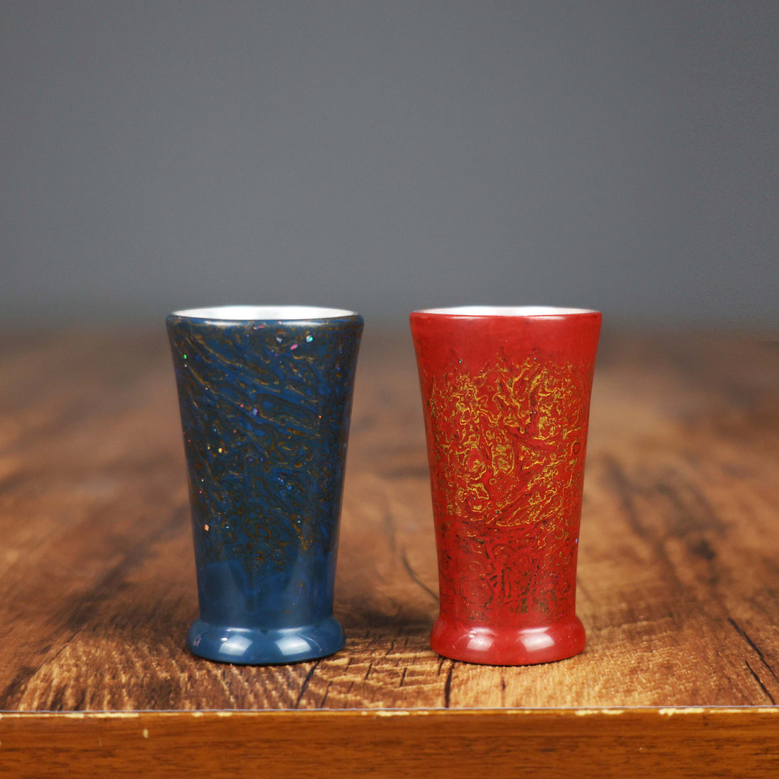 Лакированная чаша для сакэ ручной работы с подкладкой из стерлингового серебра 999 пробы | Серебро с деревянным покрытием